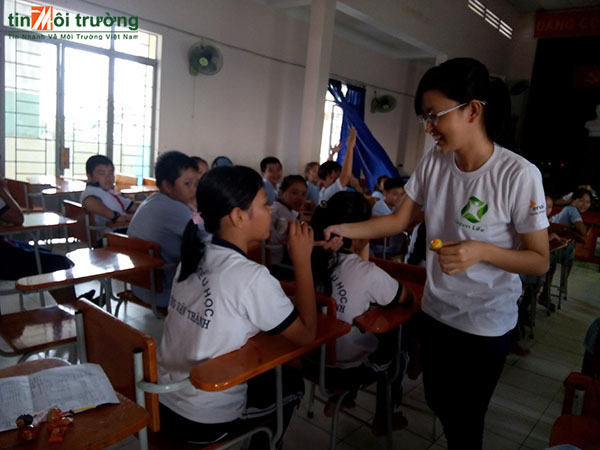Green[-]Life[-][-]đến[-]với[-]học[-]sinh[-]trường[-]tiểu[-]học[-]Trương[-]Văn[-]Thành